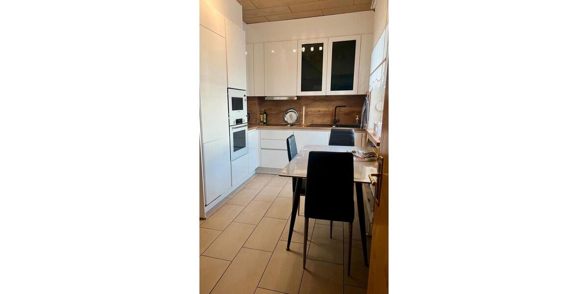 Reihenhaus Duisburg Rheinhausen - 3 Zimmer, 80 m&sup2;, 1.200&euro; | Angebot:24871462