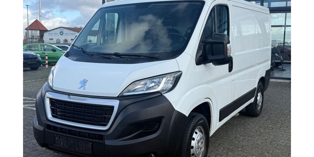 Peugeot Boxer 153.000 km 17.480 &euro; Erftstadt 50374