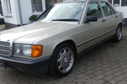 Mercedes-Benz 190 179.500 km 5.990 € Hannover 30657