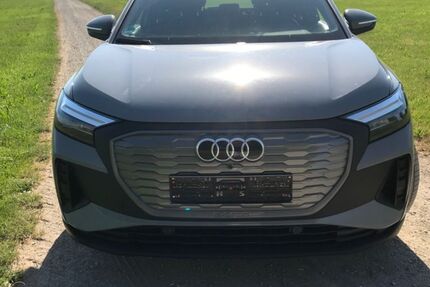 Audi Q4 e-tron 25.600 km 23.450 &euro; Kaufbeuren 87600