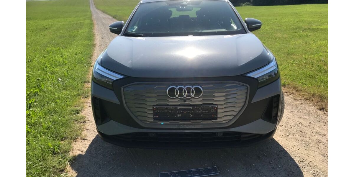 Audi Q4 e-tron 25.600 km 23.450 &euro; Kaufbeuren 87600