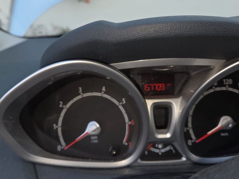 Ford Fiesta 157.000 km 2.800 € Zweibrücken 66482