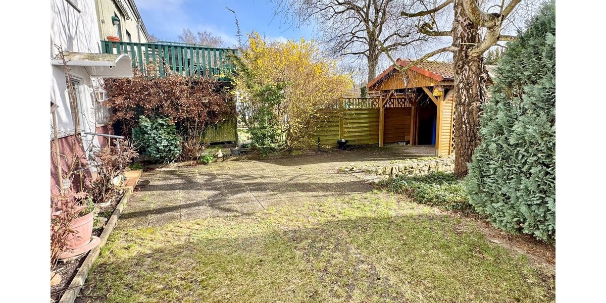 HORN IMMOBILIEN ++ interessantes Haus in Neustrelitz ruhige und historische Lage - Reihenmittelhaus Neustrelitz | Angebot:26199634