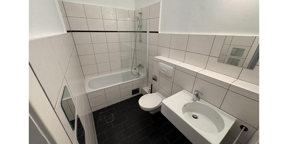 Villa Markkleeberg - 7 Zimmer, 307 m&sup2;, 3.950&euro; | Angebot:23198094