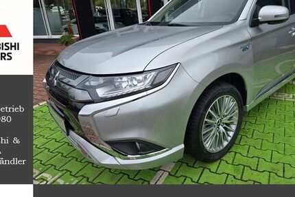 Mitsubishi Plug-in Hybrid Outlander 80.003 km 20.980 € Burglengenfeld 93133