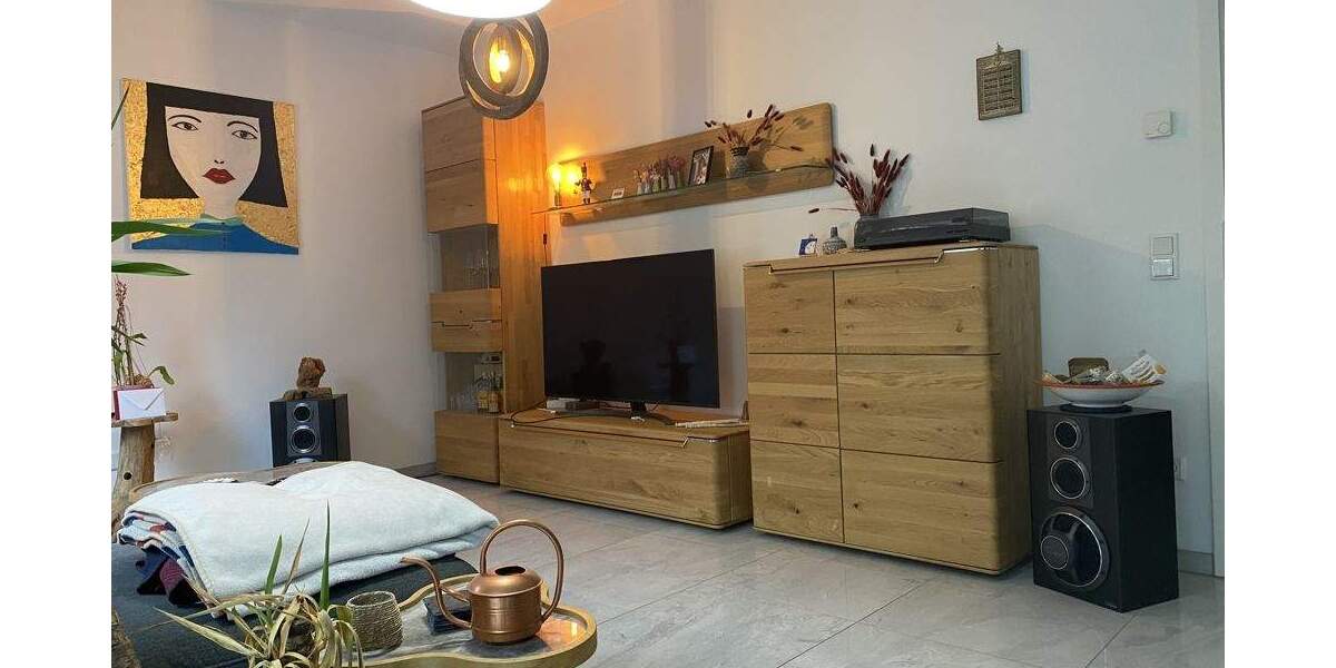 Etagenwohnung Duisburg / Beeck Beeck - 3 Zimmer, 80 m&sup2;, 185.000&euro; | Angebot:23982951