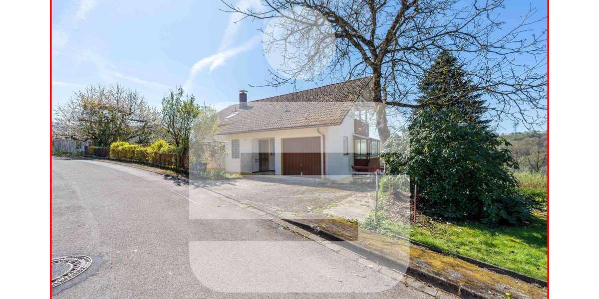 Einfamilienhaus Wehr - 9.5 Zimmer, 194 m&sup2;, 420.000&euro; | Angebot:26591380