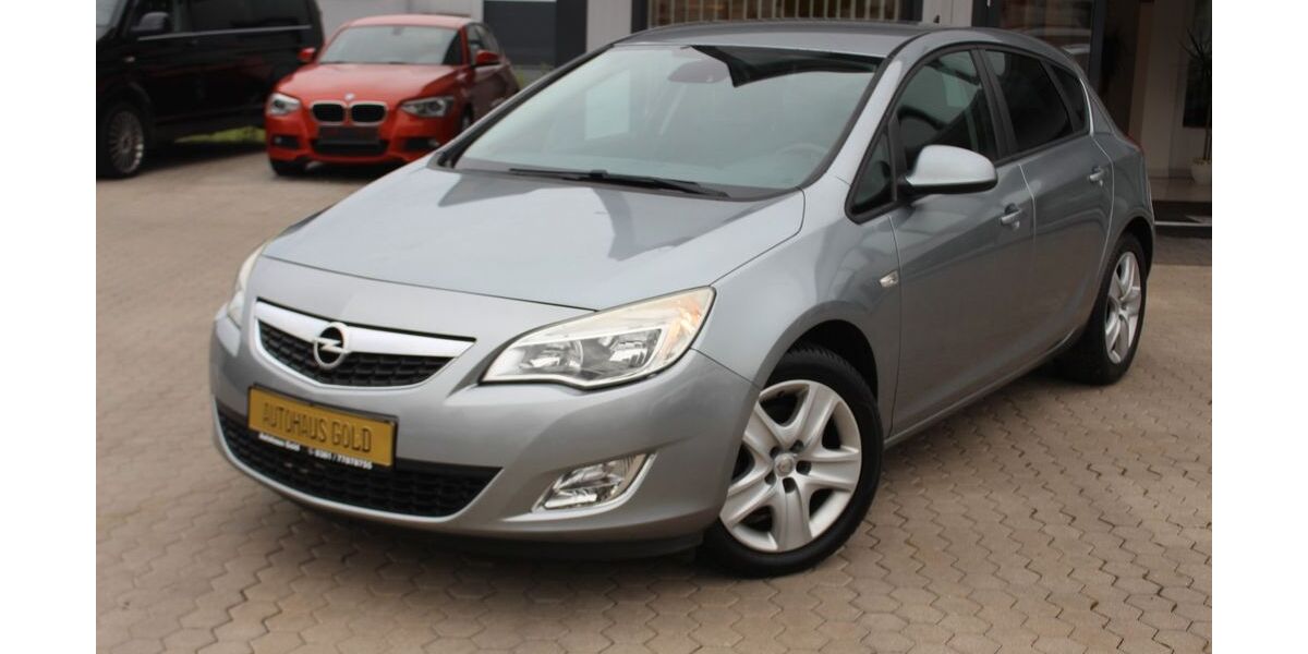 Opel Astra 181.046 km 4.499 &euro; Rostock 18107
