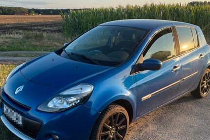 Renault Clio 188.000 km 2.000 &euro; Schwarme 27327