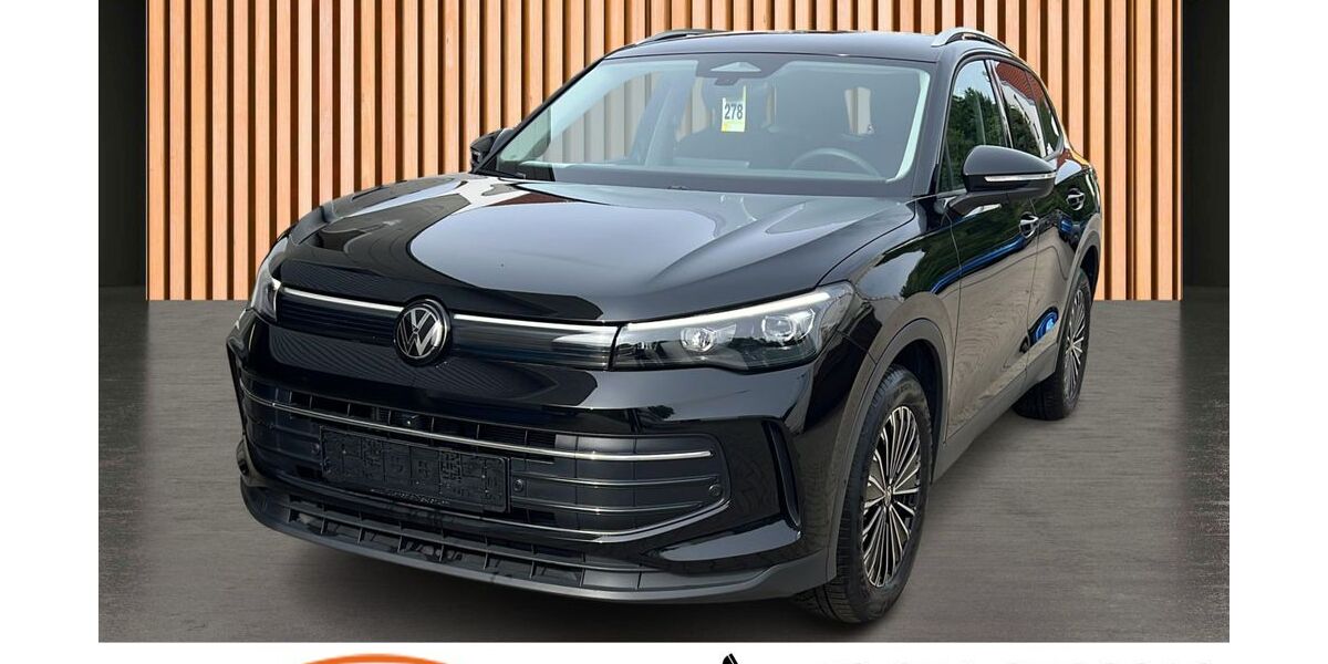 VW Tiguan 26.135 km 31.880 &euro; Dresden 01328