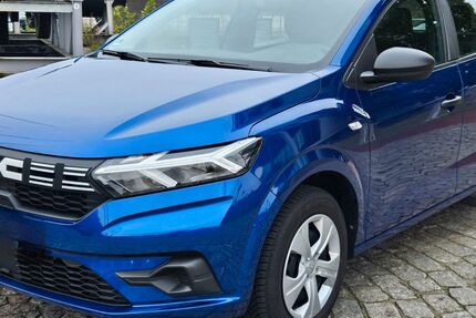 Dacia Sandero 8.050 km 14.490 € Buxtehude 21614