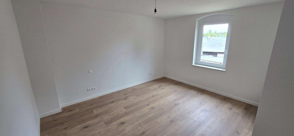 Etagenwohnung Falkenstein/Vogtland Vogtland - 4 Zimmer, 103 m&sup2;, 950&euro; | Angebot:26195918