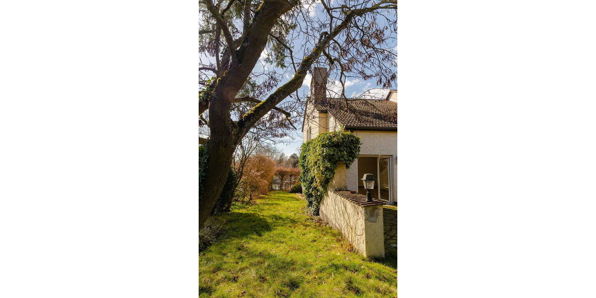 Reihenendhaus Kronberg - 6 Zimmer, 185 m&sup2;, 810.000&euro; | Angebot:26355993