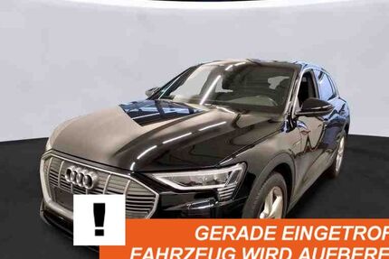 Audi e-tron 55.838 km 28.480 &euro; Meppen 49716