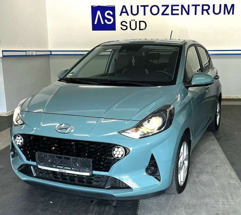 i10