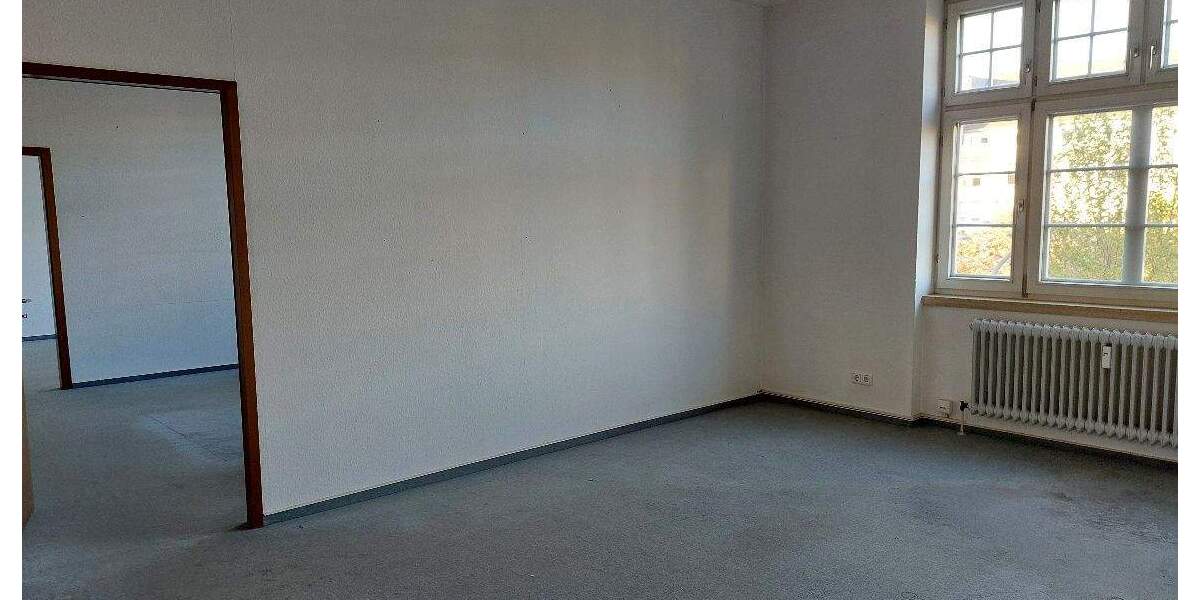 Gewerbeobjekt Saarbrücken St Johann - 5 Zimmer, 120 m&sup2;, 990&euro; | Angebot:26451046