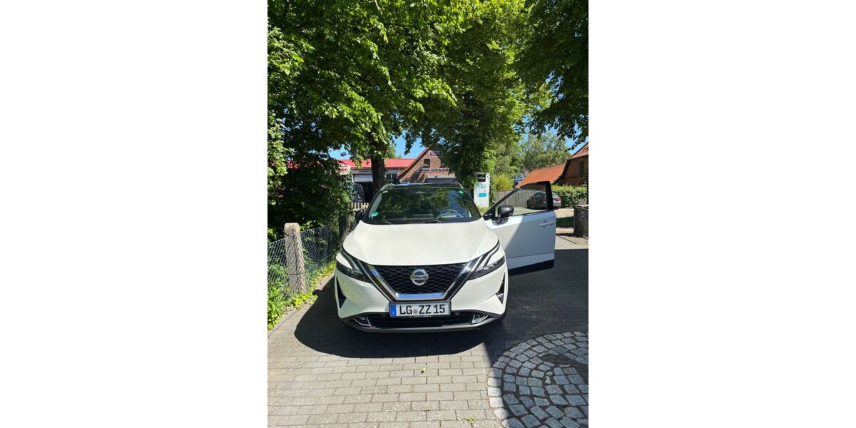 Nissan Qashqai 68.000 km 23.990 &euro; Embsen 21409