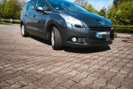 Peugeot 5008 179.960 km 2.800 &euro; Edewecht 26188