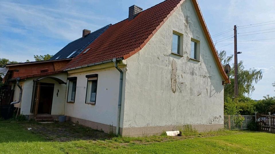 Doppelhaushälfte Quedlinburg - 4 Zimmer, 80 m&sup2;, 80.000&euro; | Angebot:26745183