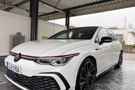 VW Golf 97.000 km 22.990 &euro; Steinpleis 08412