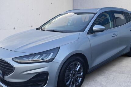 Ford Focus 91.850 km 17.990 &euro; Offenburg- Industriegebiet Elgersweier-Nord 77656