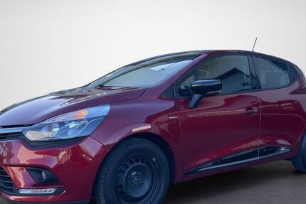 Renault Clio 93.500 km 7.890 &euro; Hannover 30177