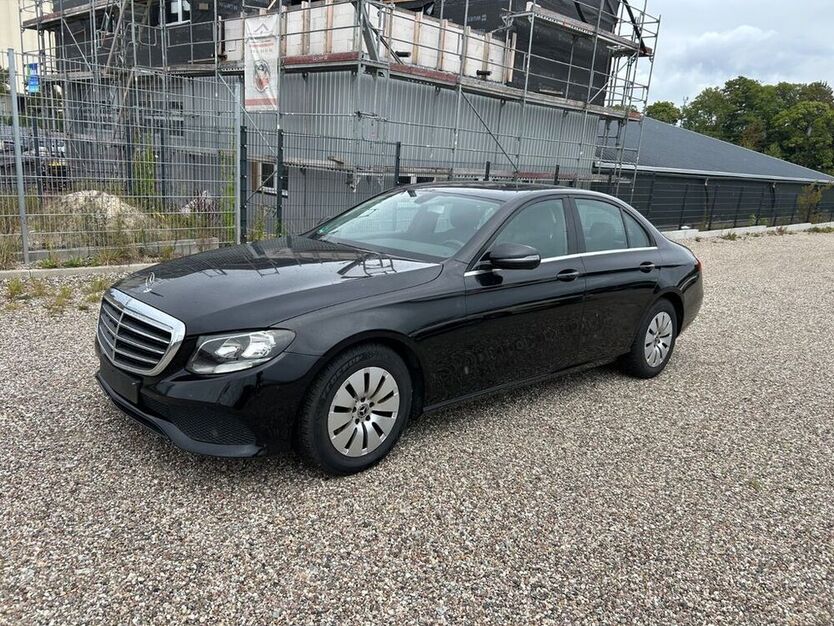E 200