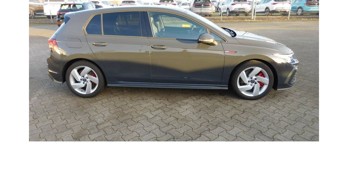 VW Golf 2.0 VIII GTI Performance TSI BMT 4 Trg Navi 38.200 km 23.990 &euro; Vordorf 38533