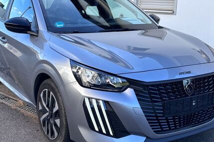 Peugeot 208 32.500 km 12.499 &euro; Bad Waldsee 88339
