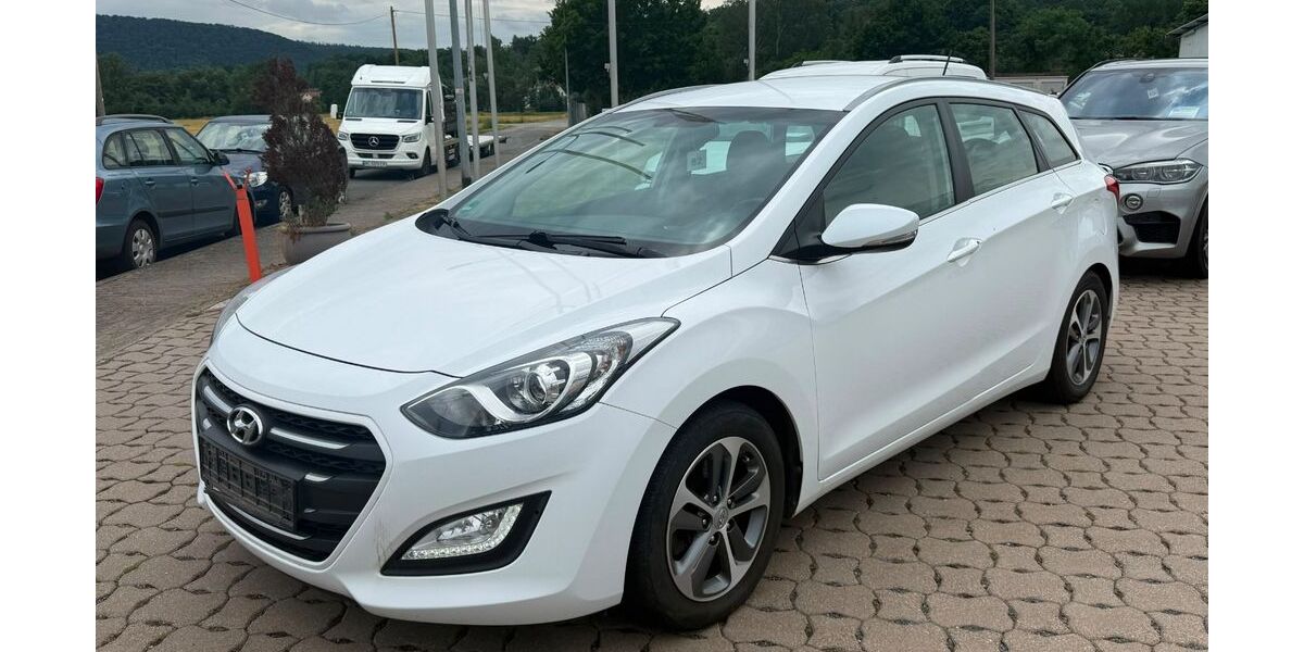 Hyundai i30 147.800 km 5.590 &euro; Sondershausen 99706