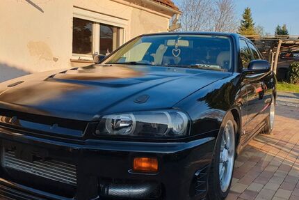 Nissan Skyline 132.000 km 22.500 &euro; Kreba-Neudorf 02906