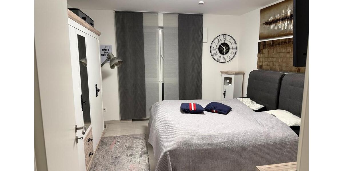 Penthouse 80qm, große Terrasse, Küche, moderne Ausstattung 2 zimmer