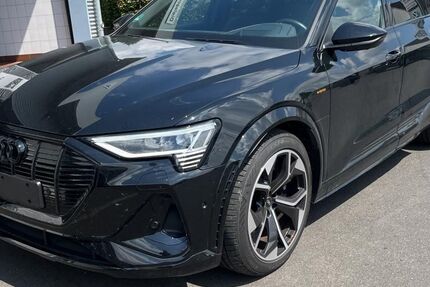 Audi e-tron 36.992 km 41.735 &euro; Hagen 58091
