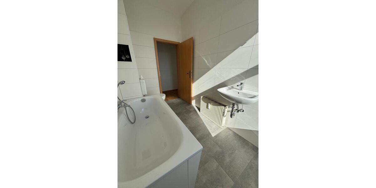 Etagenwohnung Demmin - 4 Zimmer, 82 m&sup2;, 492&euro; | Angebot:22210975