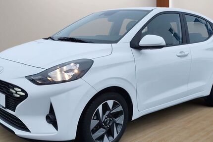 Hyundai i10 5.363 km 16.790 &euro; Freyburg 06632