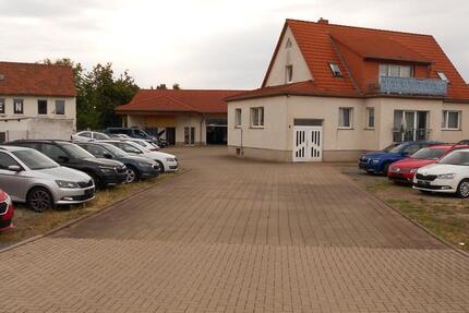 Haus Halberstadt - 12 Zimmer, 190 m&sup2;, 550.000&euro; | Angebot:27024849