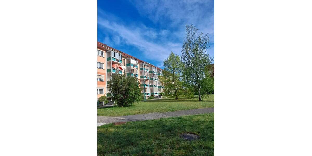 Etagenwohnung Hoyerswerda - 3 Zimmer, 77 m&sup2;, 79.000&euro; | Angebot:25986169