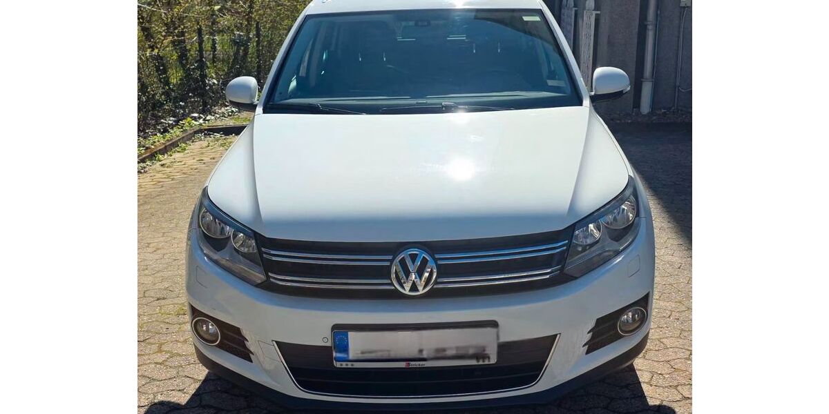 VW Tiguan 157.000 km 10.500 &euro; Bad Driburg 33014