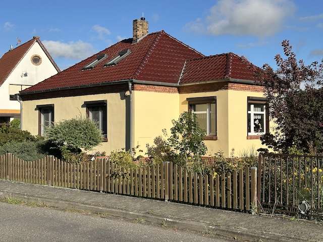 Haus zum Kaufen in Bad Freienwalde 189.000 € 105 m² 5 zimmer