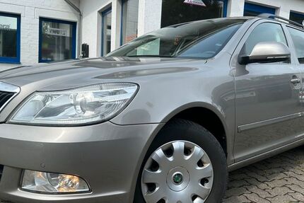 Skoda Octavia 220.000 km 3.949 &euro; Gummersbach (Zwischen Toom Markt und ATU) 51645