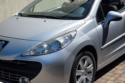 Peugeot 207 84.000 km 5.900 &euro; Sindelfingen 71063
