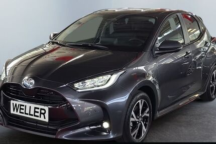 Toyota Yaris 2.205 km 23.990 &euro; Leipzig 04178