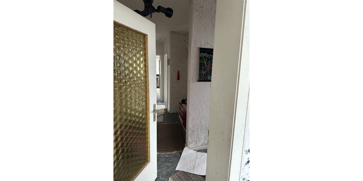 Sanierungsbedürftiges Zweifamilienhaus in ländlicher Lage - Zweifamilienhaus Apelern | Angebot:27469852