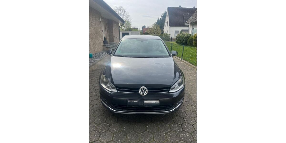 VW Golf 68.800 km 13.300 &euro; Steinhagen 33803