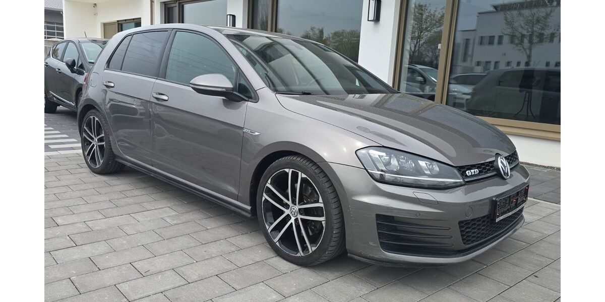 VW Golf 217.000 km 9.950 &euro; Schrobenhausen 86529