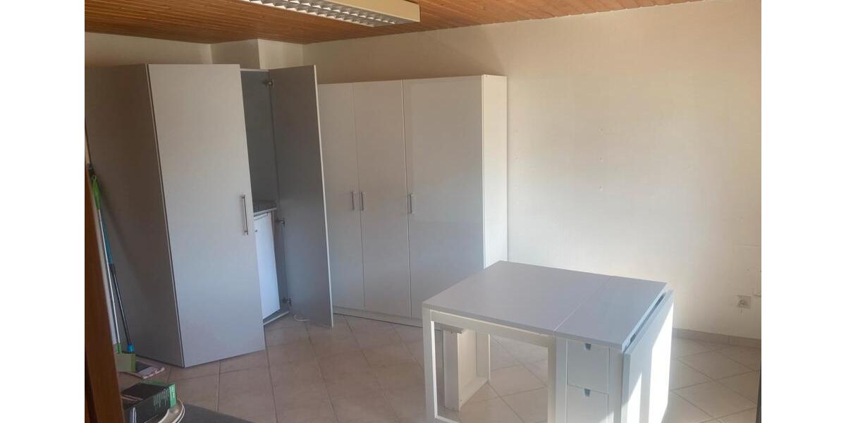 Etagenwohnung Münsingen - 1 Zimmer, 20 m&sup2;, 220&euro; | Angebot:26247520