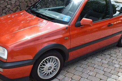 VW Golf 220.800 km 2.000 &euro; Grünenplan 31073