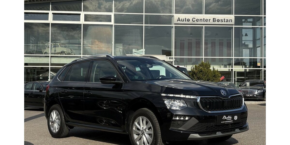 Skoda Kamiq Selection KAMERA/CARPLAY/DAB/DSG/KEYLESS 12.696 km 22.900 &euro; Villingen-Schwenningen 78054