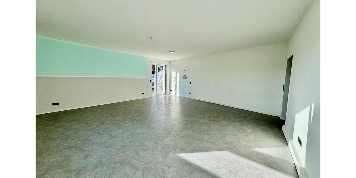 Bungalow Hohenstein - 8 Zimmer, 368 m&sup2;, 2.500&euro; | Angebot:25839146