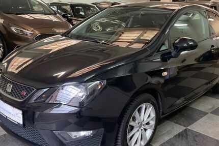 Seat Ibiza 108.900 km 8.350 &euro; Hamburg 22087